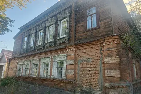 Чехова, 62